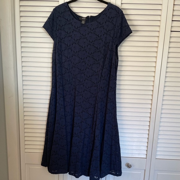 Alfani Navy Floral Lace Cutout Pattern Swing Dress Plus Size 14W - Picture 1 of 4